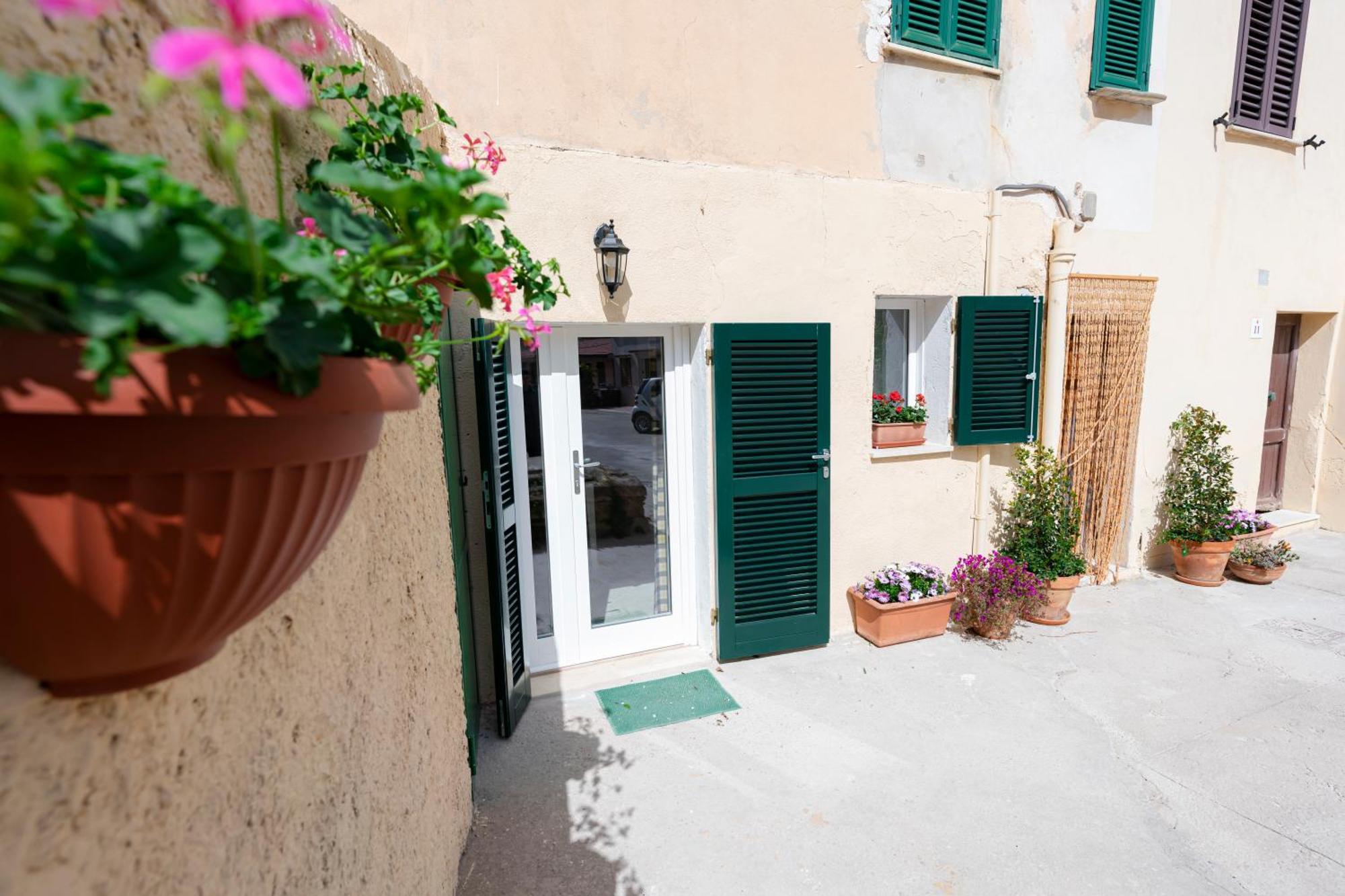 Le Antiche Conce Apartment Алгеро Екстериор снимка