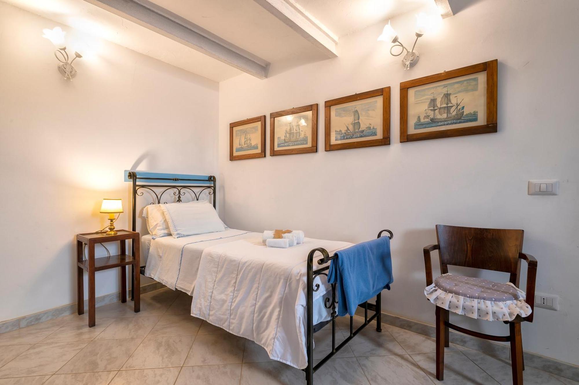Le Antiche Conce Apartment Алгеро Екстериор снимка